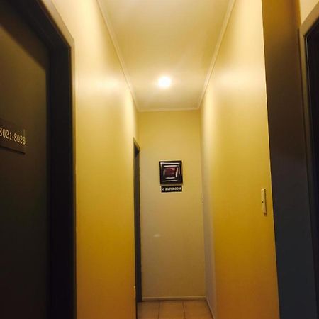 Albergue Kiwi Airport Backpackers Auckland Exterior foto
