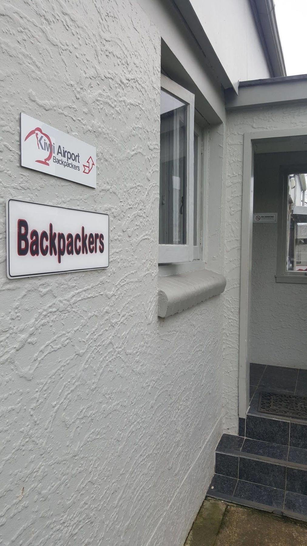 Albergue Kiwi Airport Backpackers Auckland Exterior foto