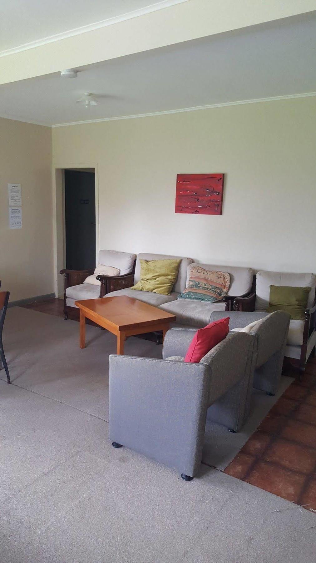 Albergue Kiwi Airport Backpackers Auckland Exterior foto